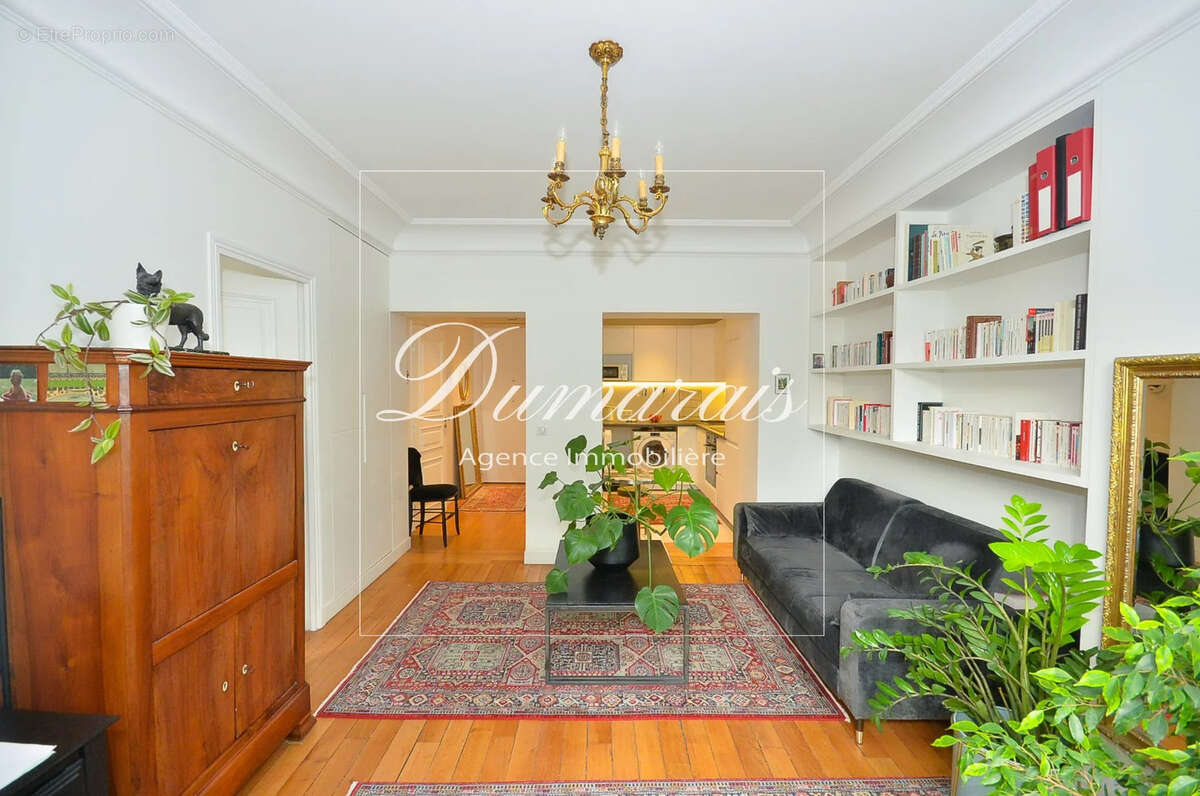 Appartement à PARIS-4E