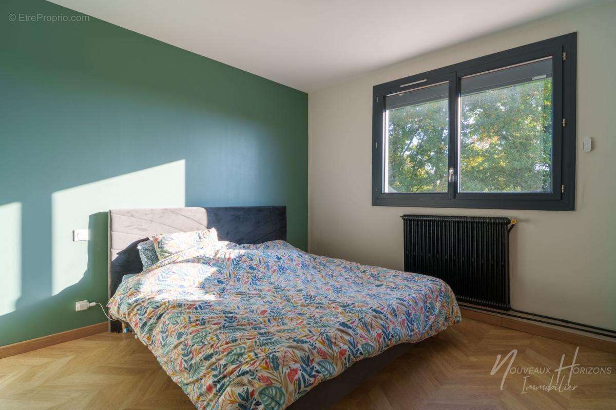 Maison à VERNEUIL-SUR-VIENNE