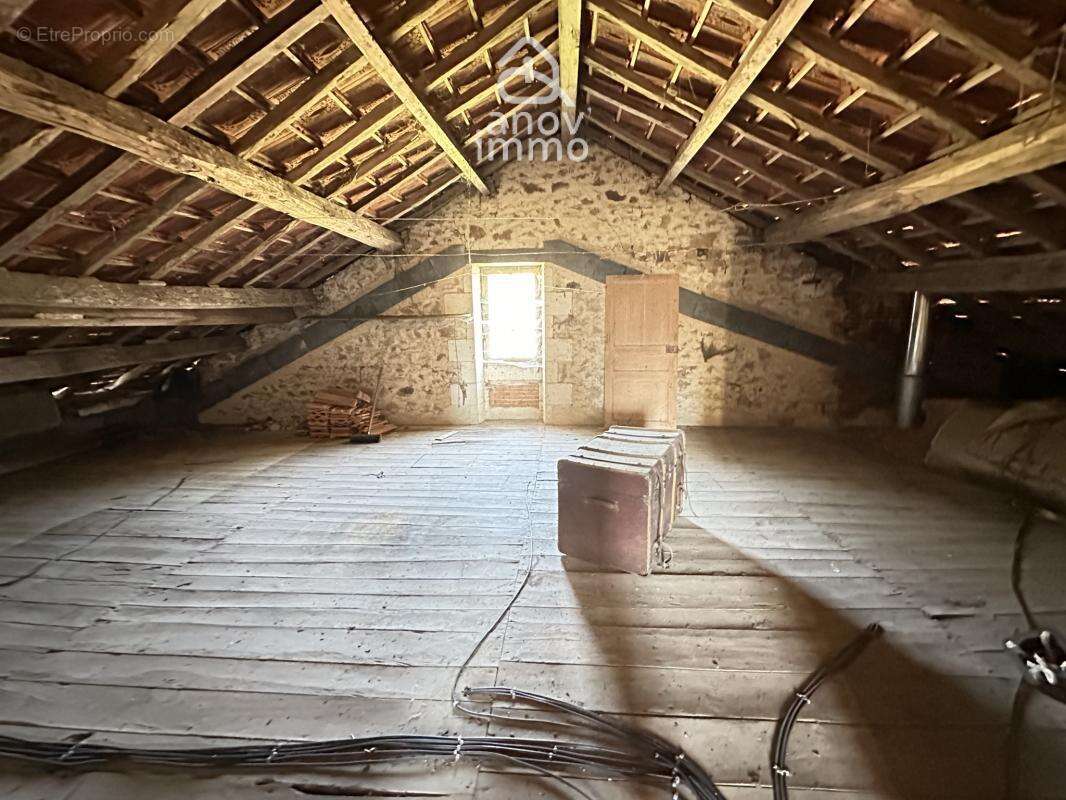 Maison 8 pièces 198 m2 MASSIGNAC - photo 18