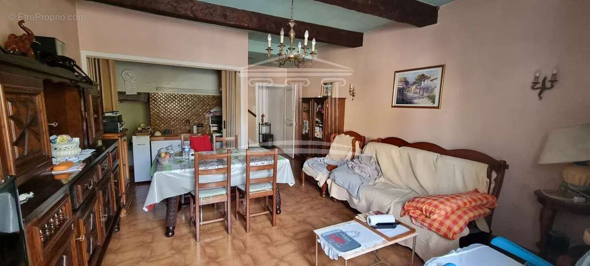 Maison à SORGUES