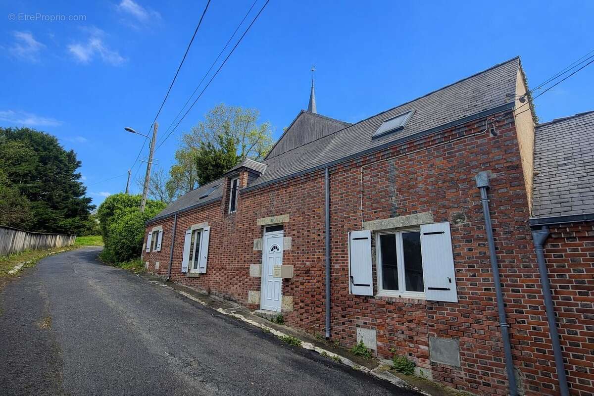 Maison à AUTRY-LE-CHATEL
