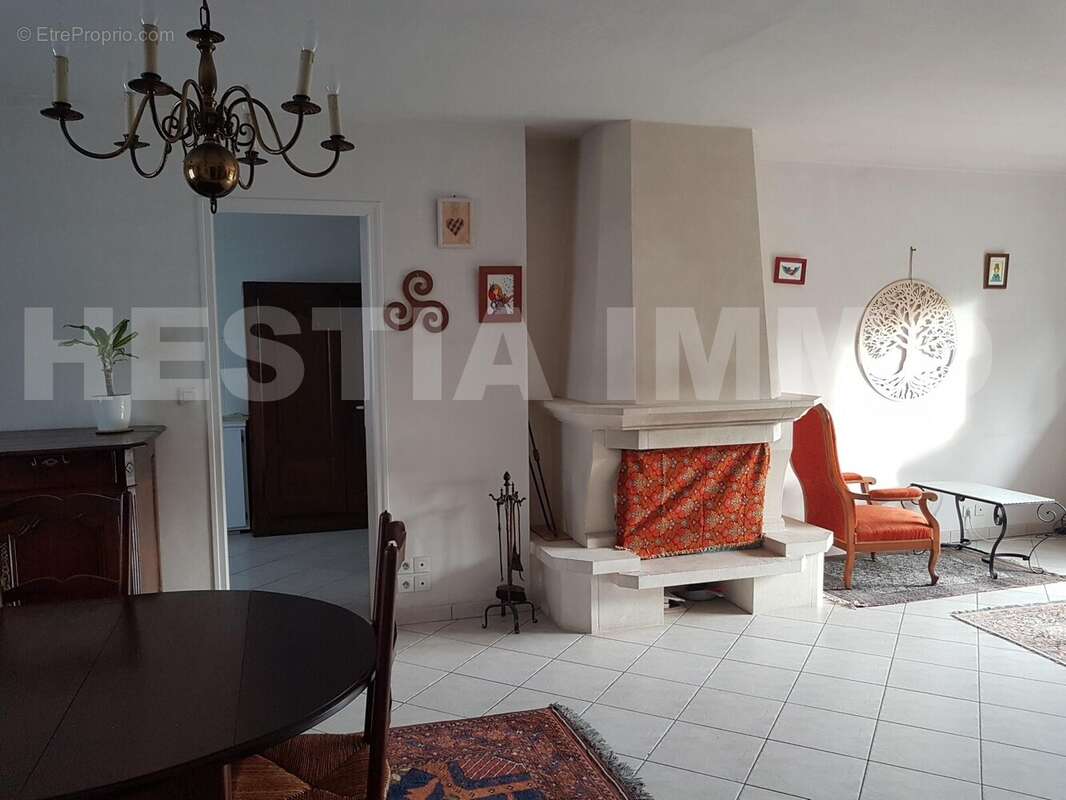 20251127_100634 - Maison à MESANGER