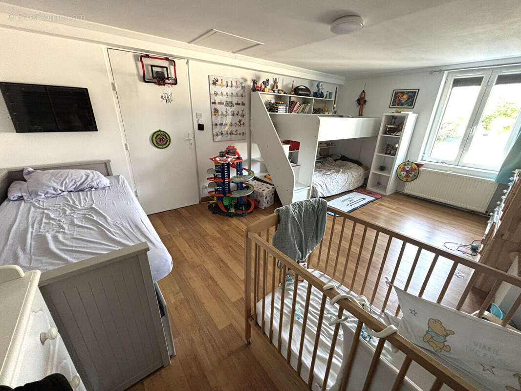 Maison à ULLY-SAINT-GEORGES