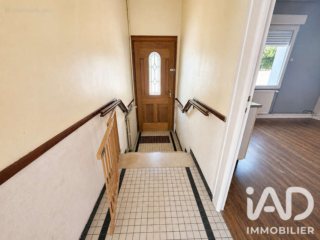 Maison 85 m² à Vars  - photo 9