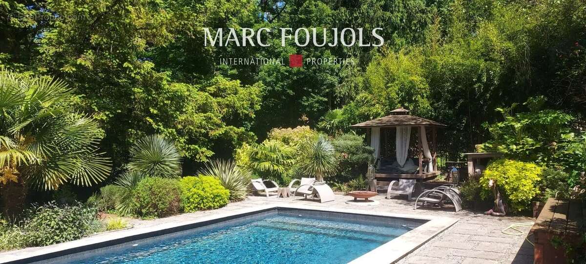 Maison à LA CELLE-SUR-MORIN