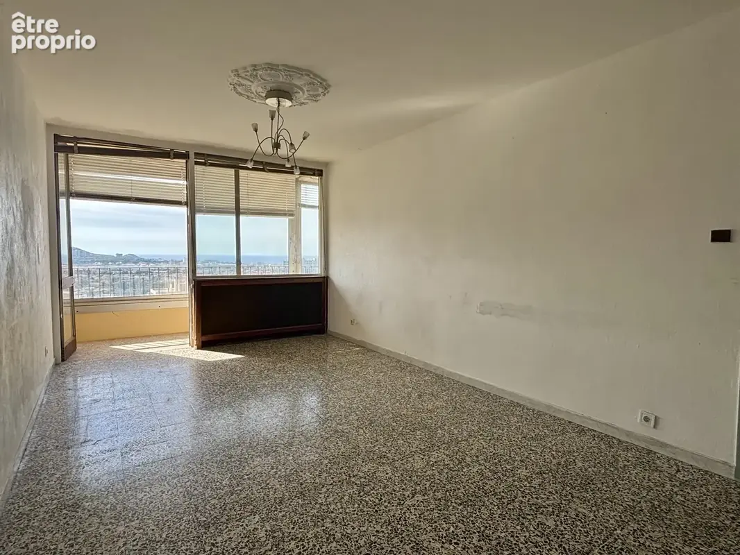 Appartement t4 valmante lumineux avec balcon et vue mer - photo 2