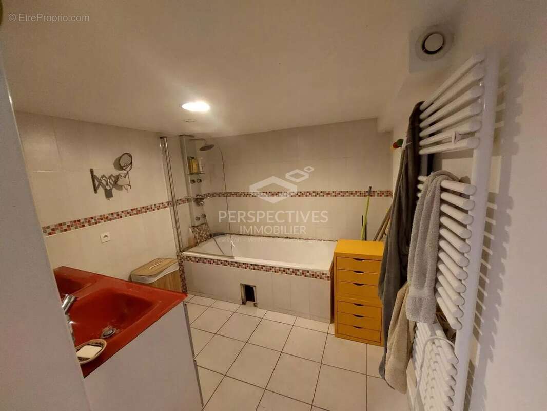 Appartement à SAINT-ETIENNE