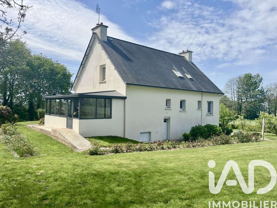 Maison 164 m² à Saint-Herve  - photo 5