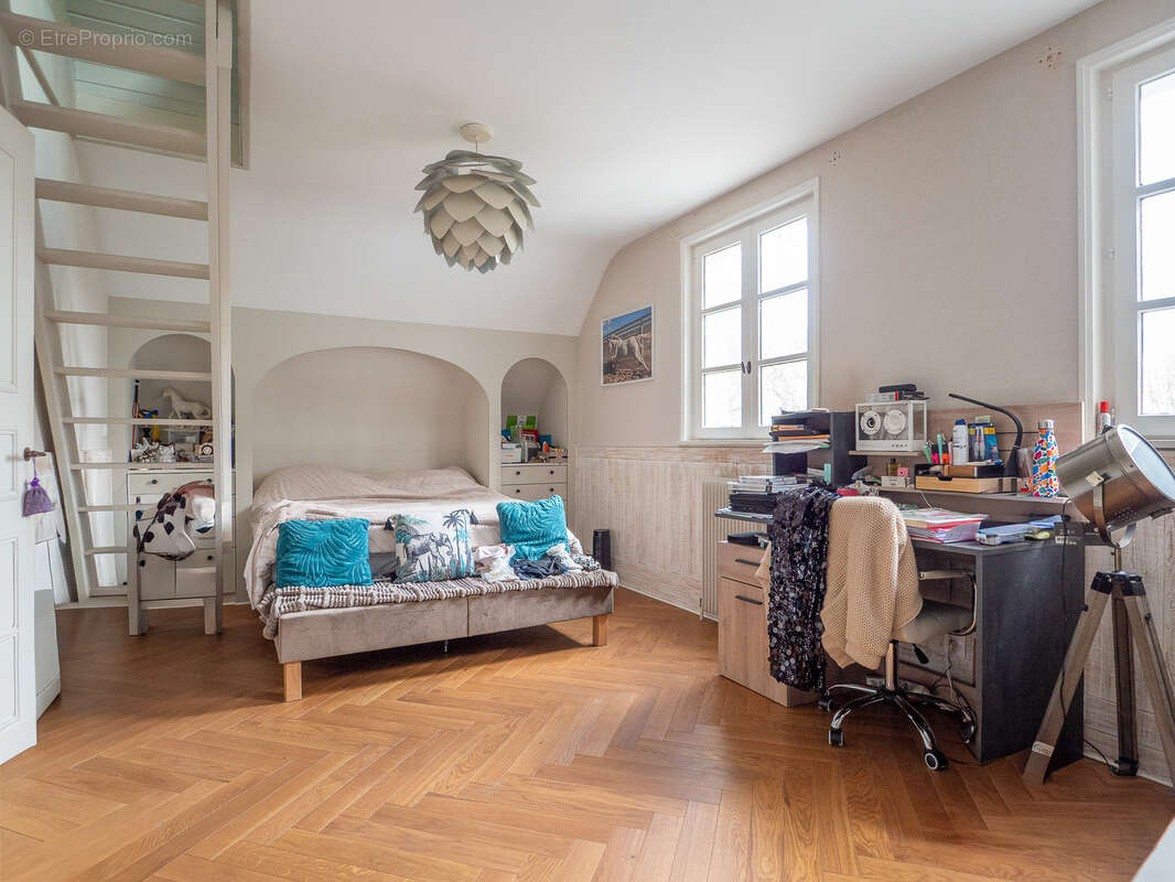 Maison à MERIGNIES