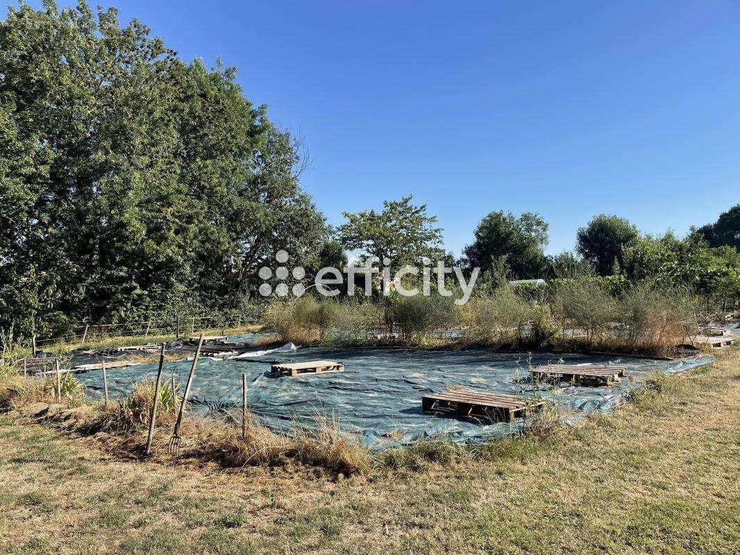 Maison à AUGE-SAINT-MEDARD