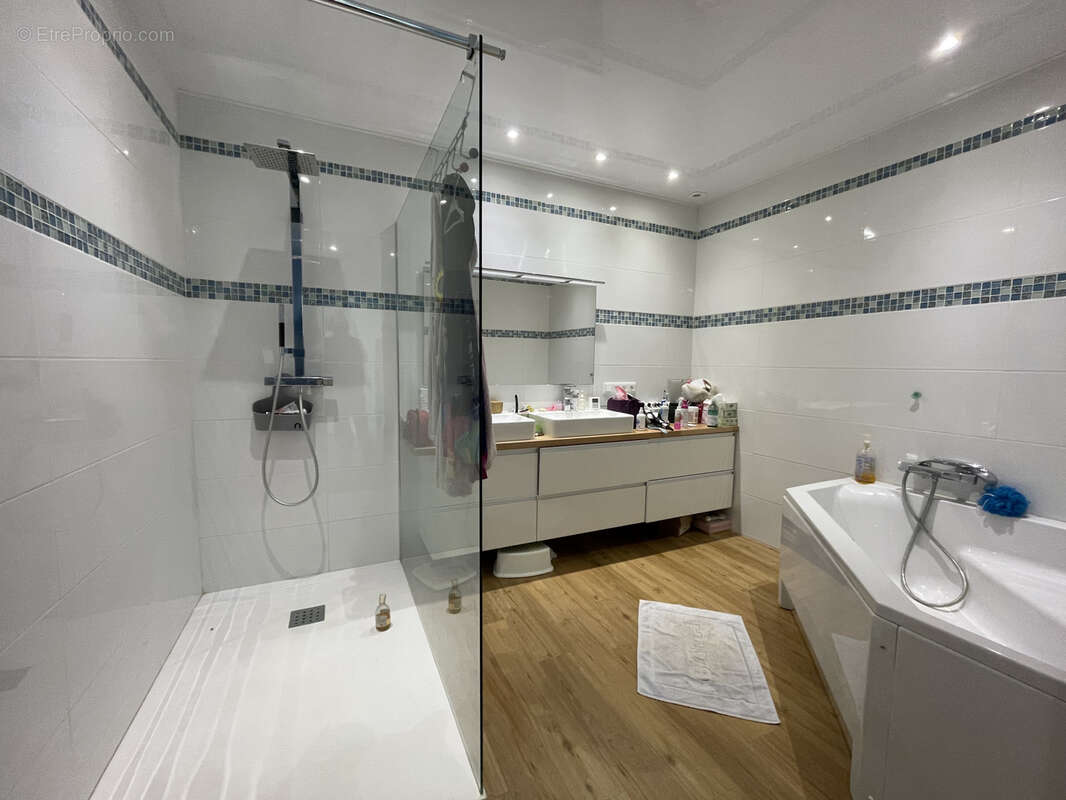 Maison à SAINT-JEAN-DE-FOS