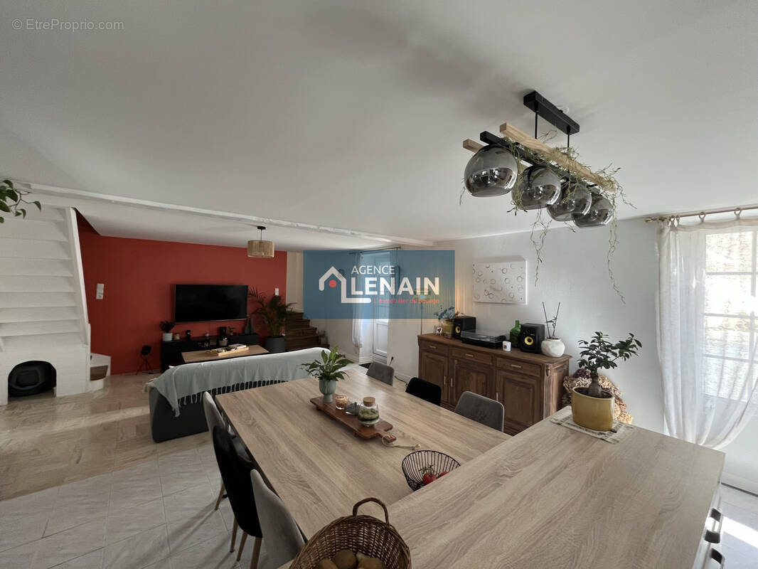 Maison à MONSIREIGNE