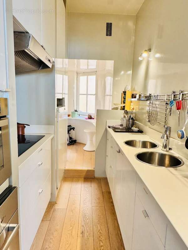 Appartement à PARIS-6E