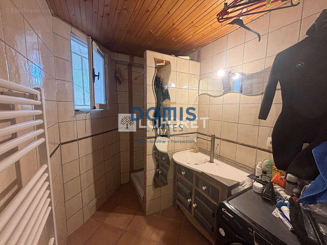 Appartement à MAUGUIO