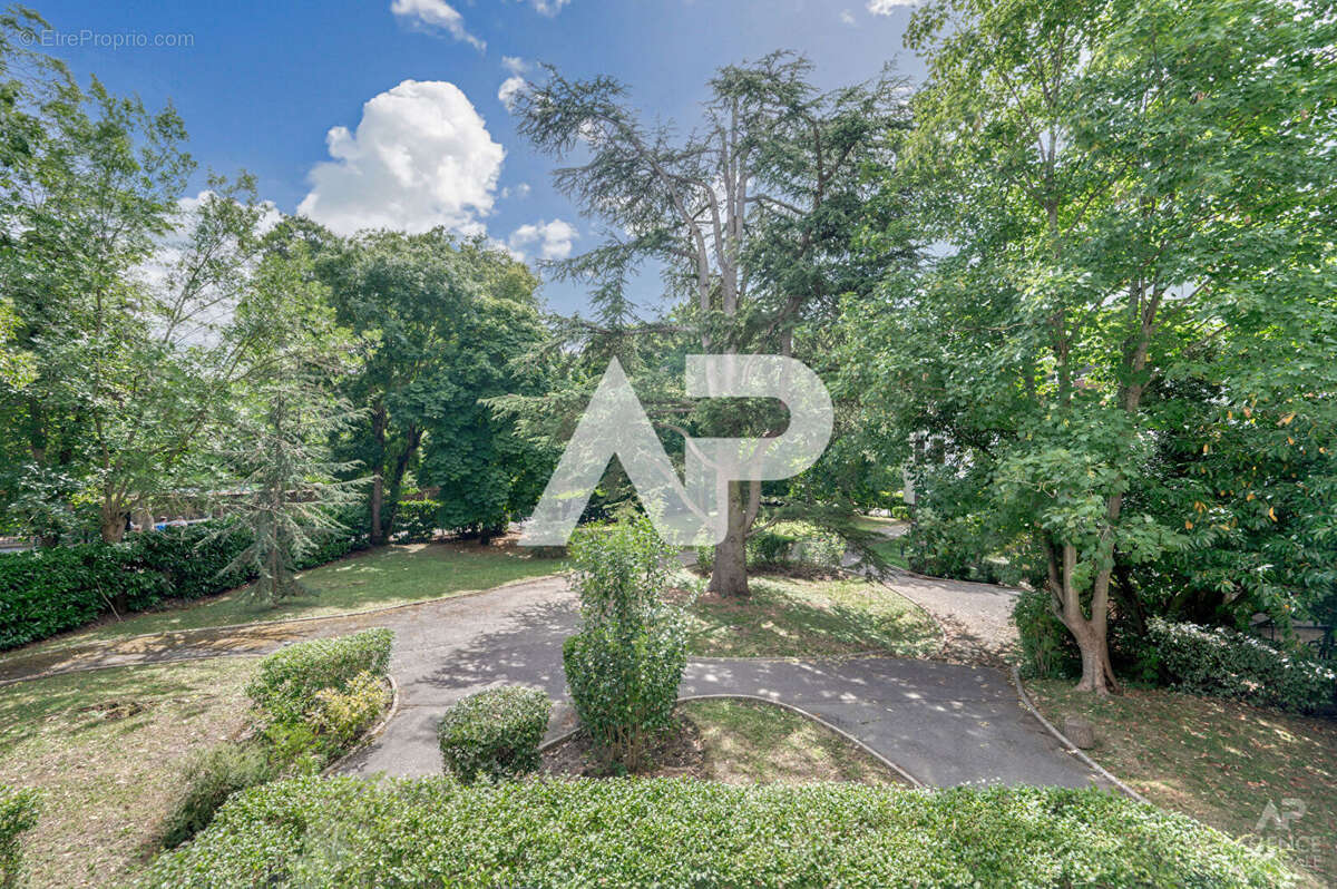 Appartement à RUEIL-MALMAISON