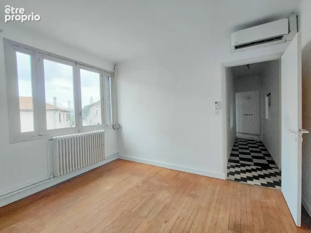 St etienne de fontbellon - local professionel 80m2 - photo 3