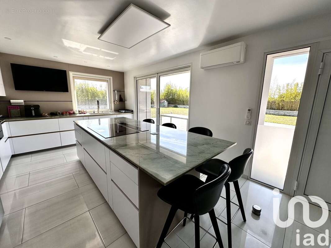 Photo 9 - Maison à PIERRELAYE