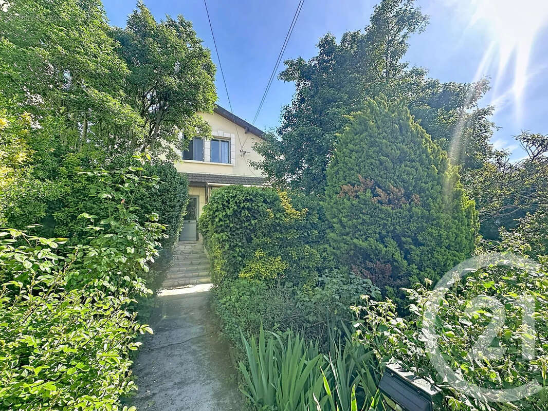 Maison à GARGES-LES-GONESSE