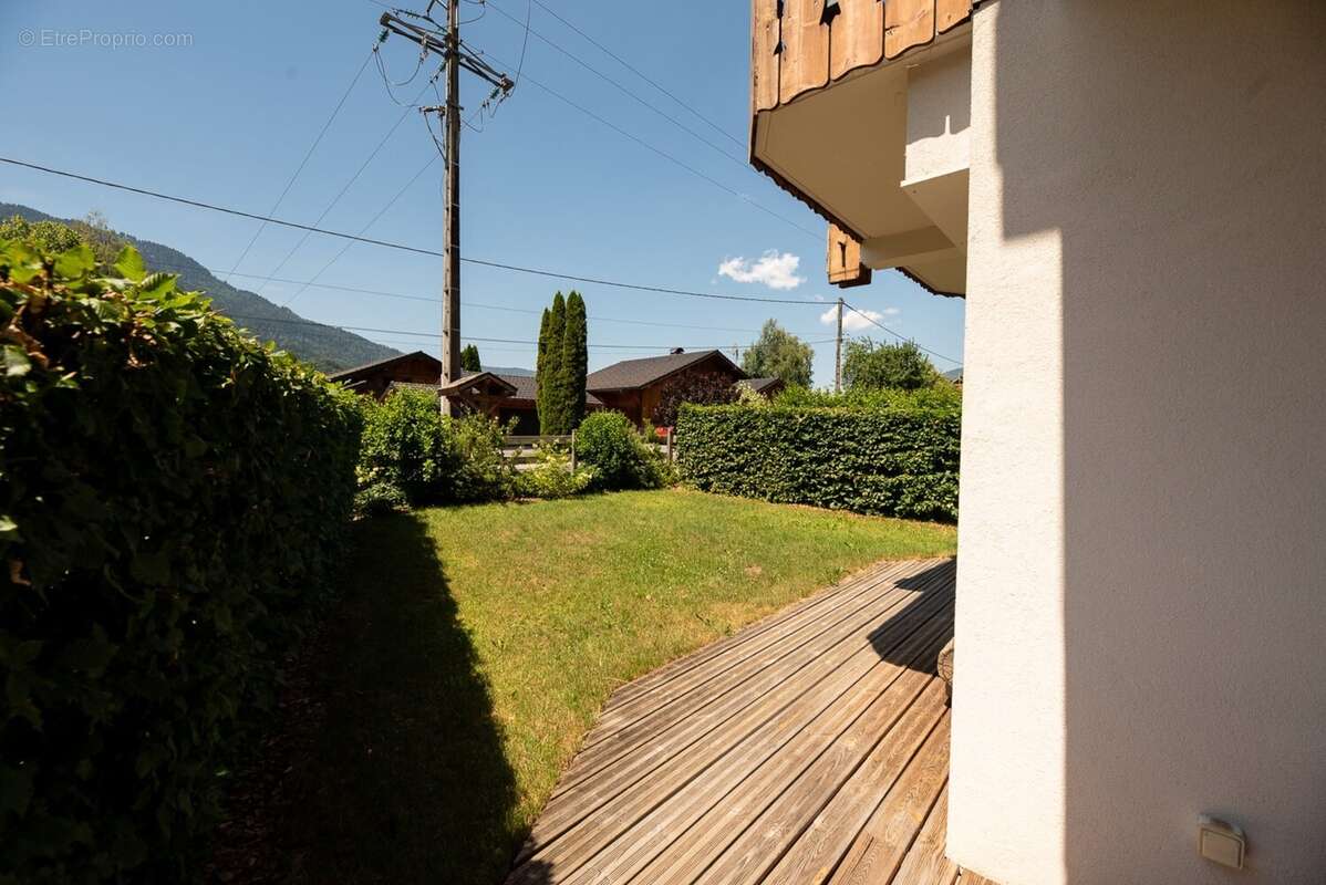 Haute Savoie (74), à vendre SAMOENS - Domaine skiable Grand Massif - Appartement T3 63 m² - photo 9