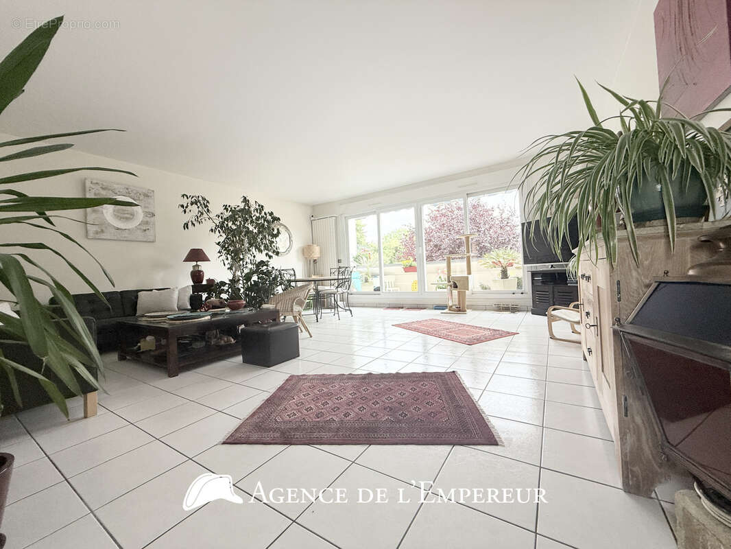 Appartement à RUEIL-MALMAISON
