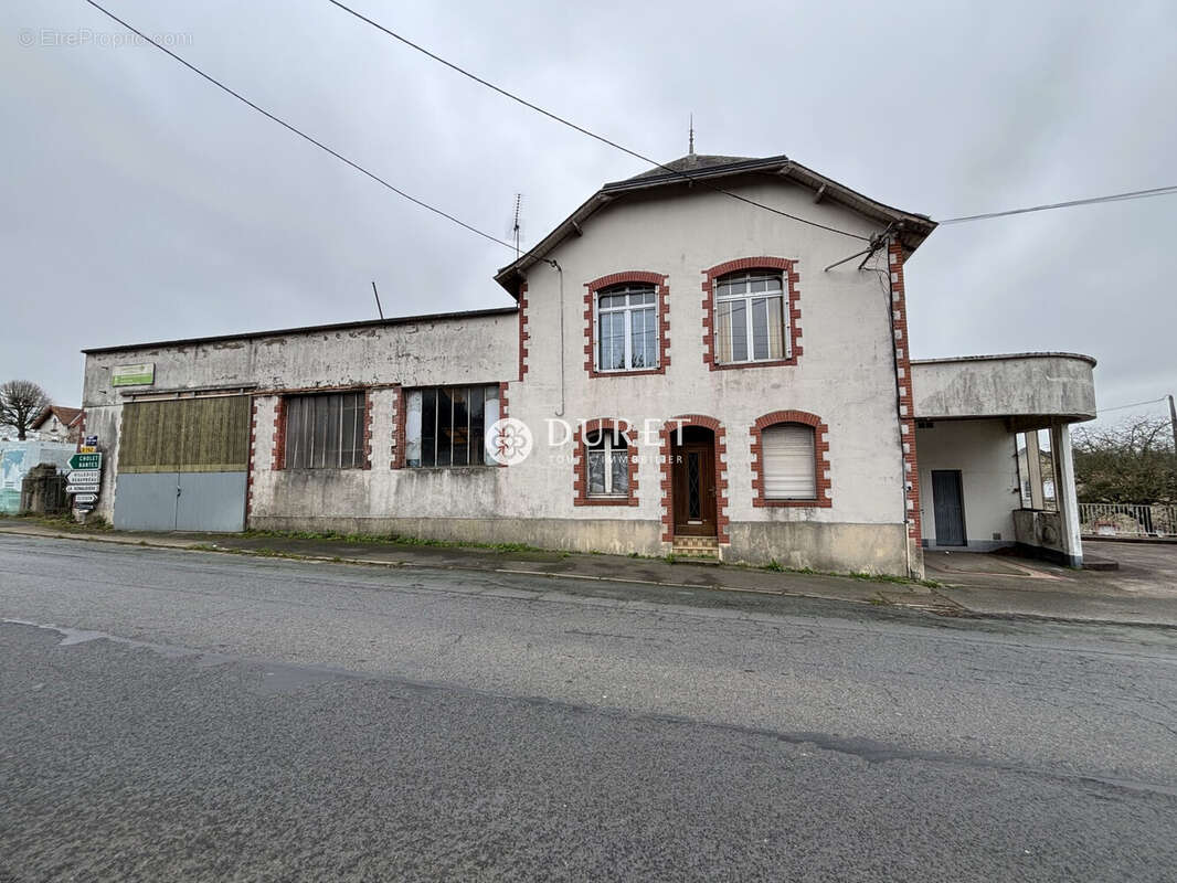 Commerce à TILLIERES