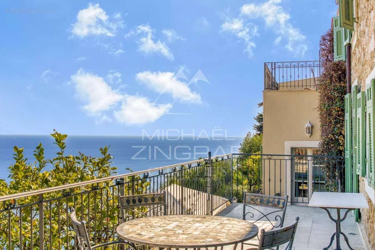 Roquebrune-Cap-Martin – Villa d’exception avec vue panoramique sur la mer - photo 14