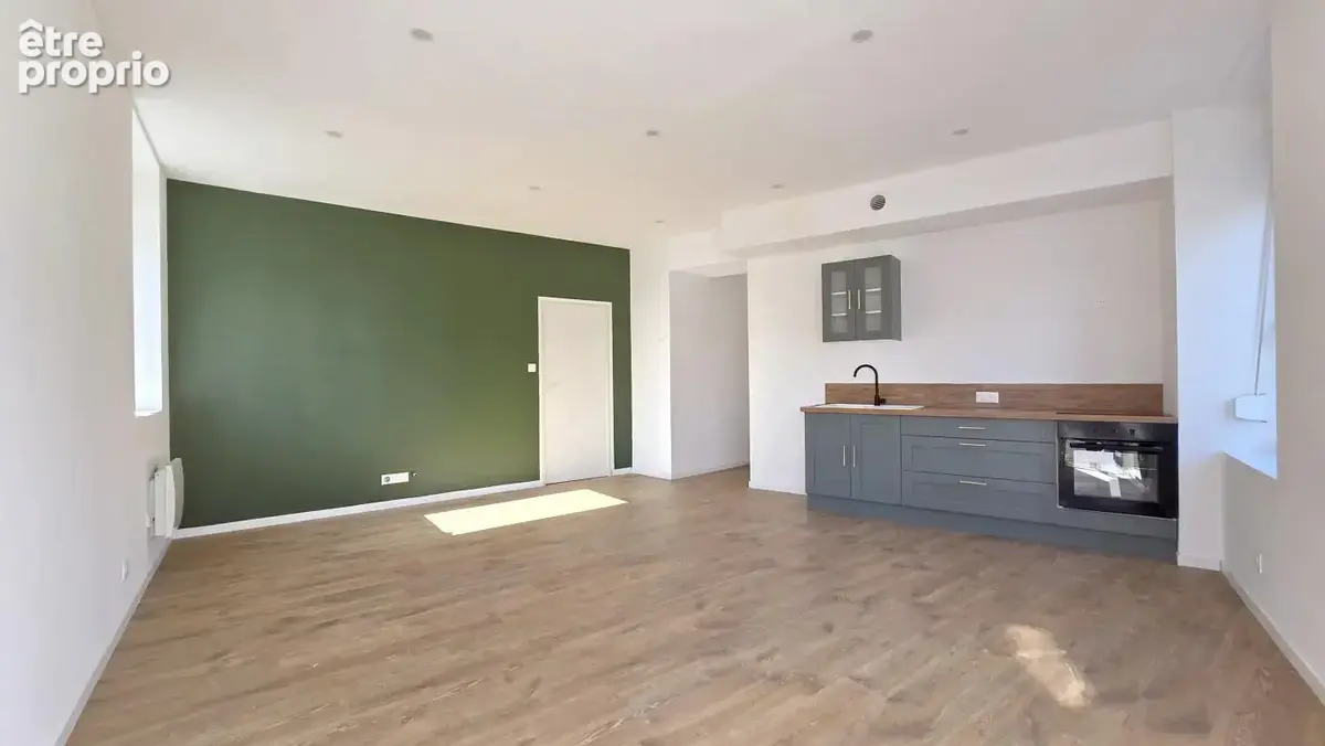 Appartement à FOURMIES