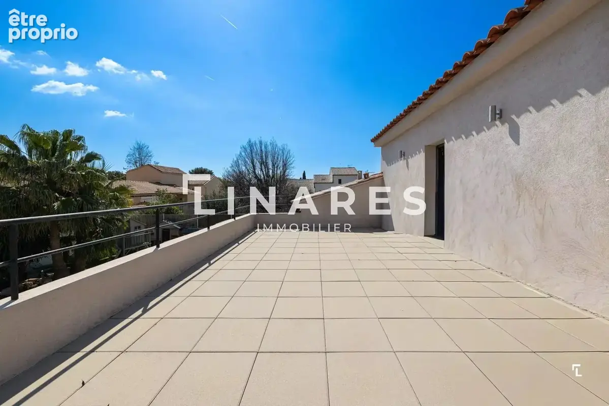 CALIFORNIA FAMILY - Villa T5 de 164m²  - Terrain de 820m² - Jardin/Piscine - Terrasse - Double garage - Atelier - 13190 Allauch - photo 8
