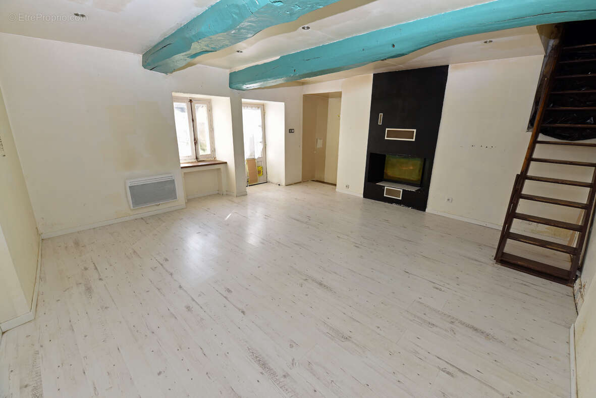 Maison à SAINT-MEEN-LE-GRAND