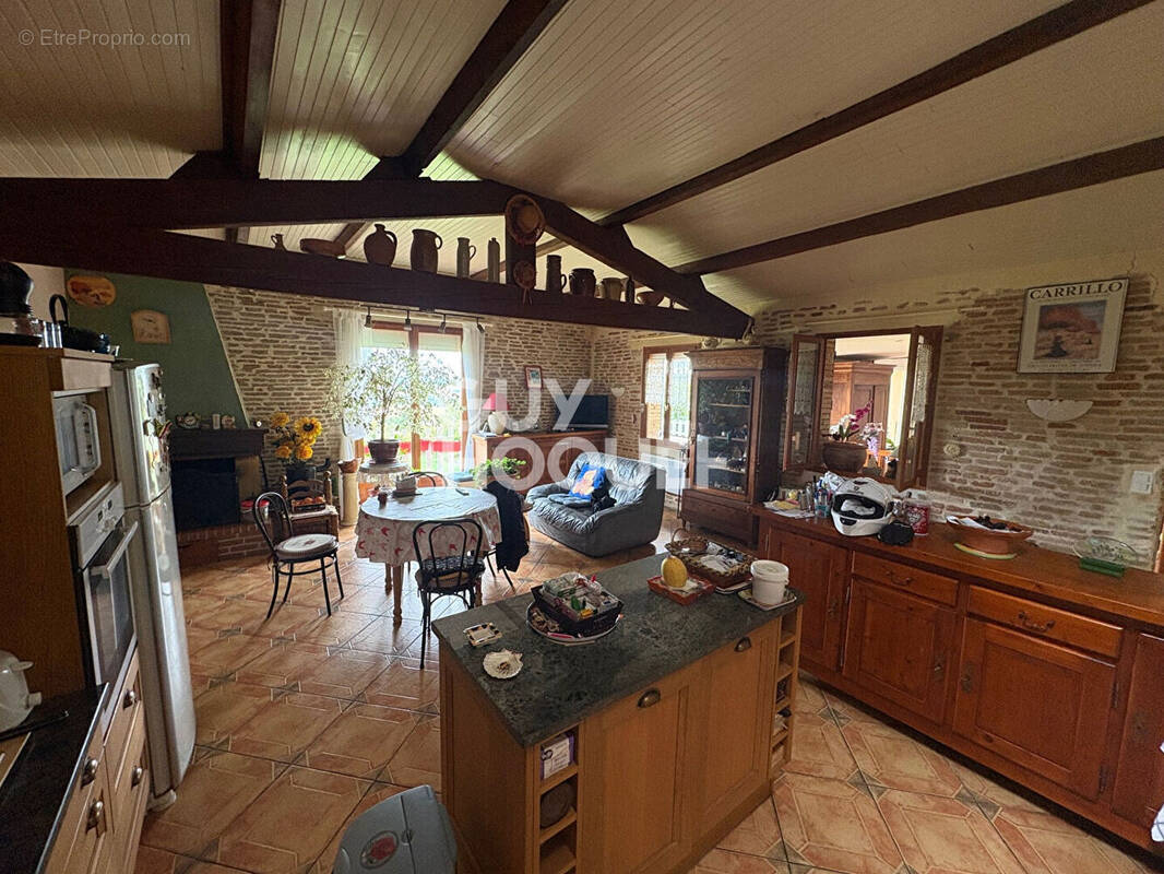 Maison à VERDUN-SUR-GARONNE