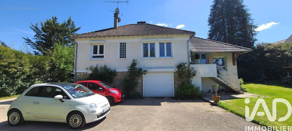 Photo 1 - Maison à CHEVREUSE