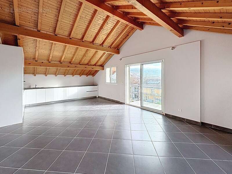 Appartement à vendre 3 pièces VETRAZ MONTHOUX (74) - photo 2