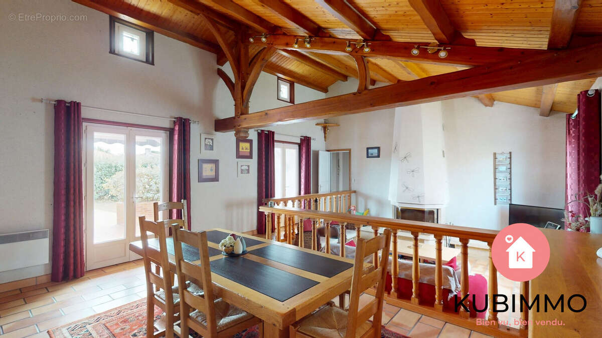 Maison 140 m² à Longeville-Sur-Mer  - photo 8