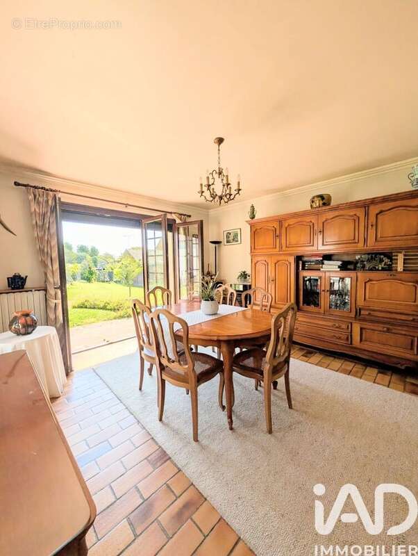 Photo 4 - Maison à CHEVRIERES