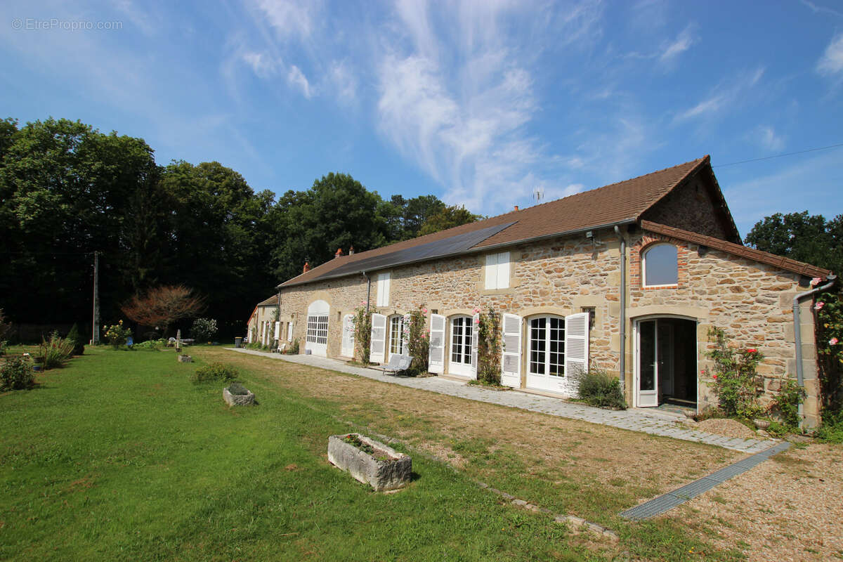 Maison à AUTUN