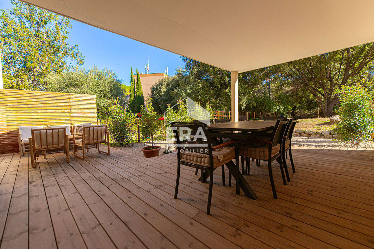 Appartement à PEYMEINADE