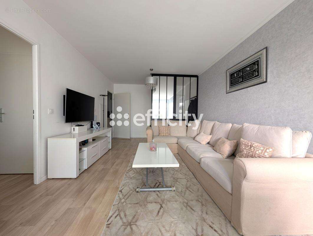 Appartement à SAINT-DENIS