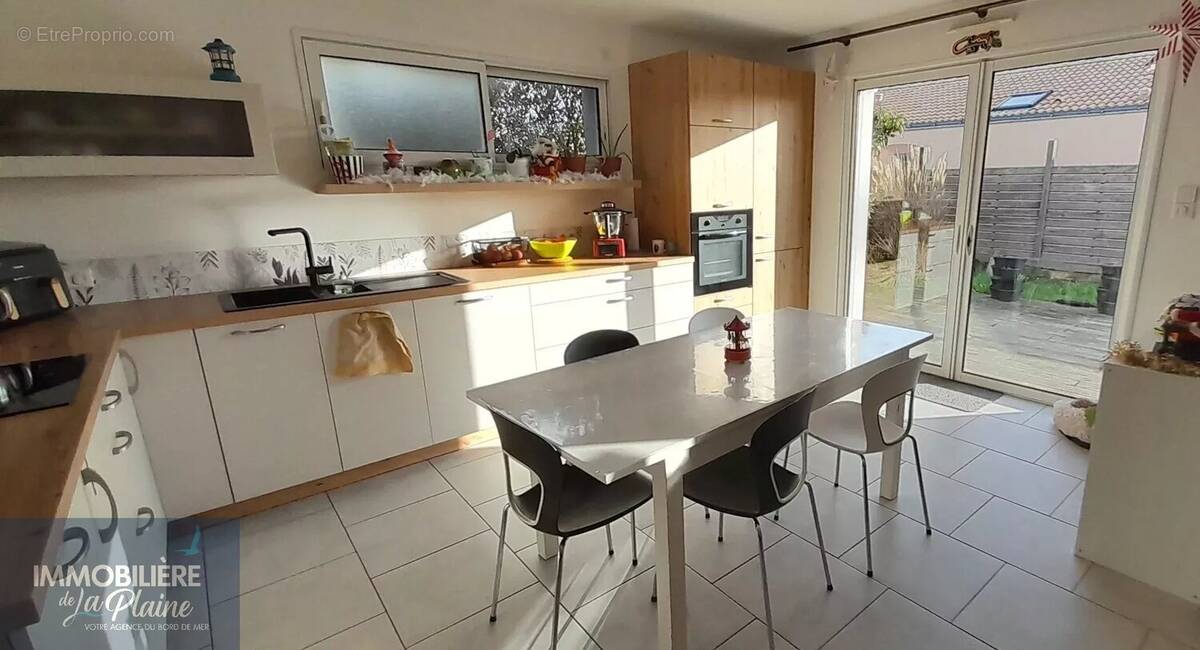 Maison à LA PLAINE-SUR-MER