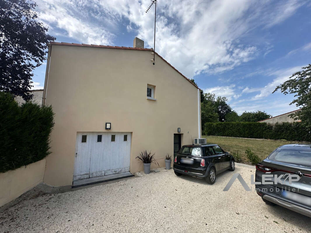 Maison 136 m² à Les Herbiers  - photo 9
