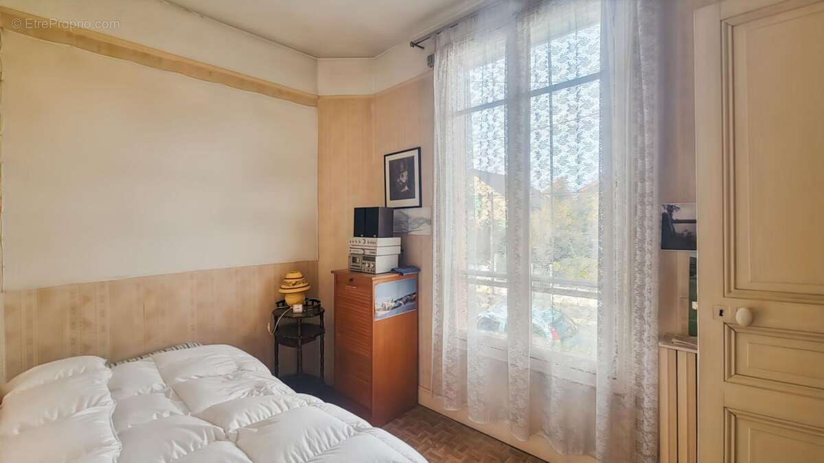 Maison à VAIRES-SUR-MARNE