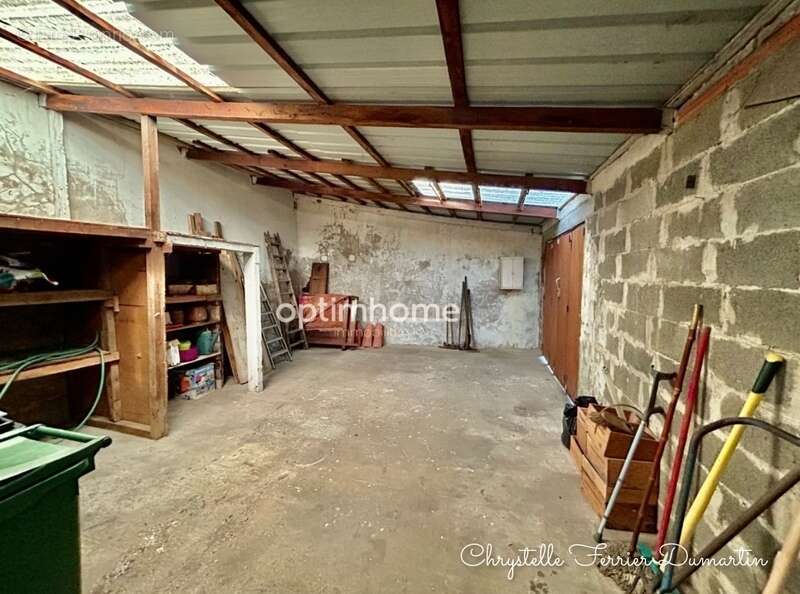 Maison à AMBARES-ET-LAGRAVE