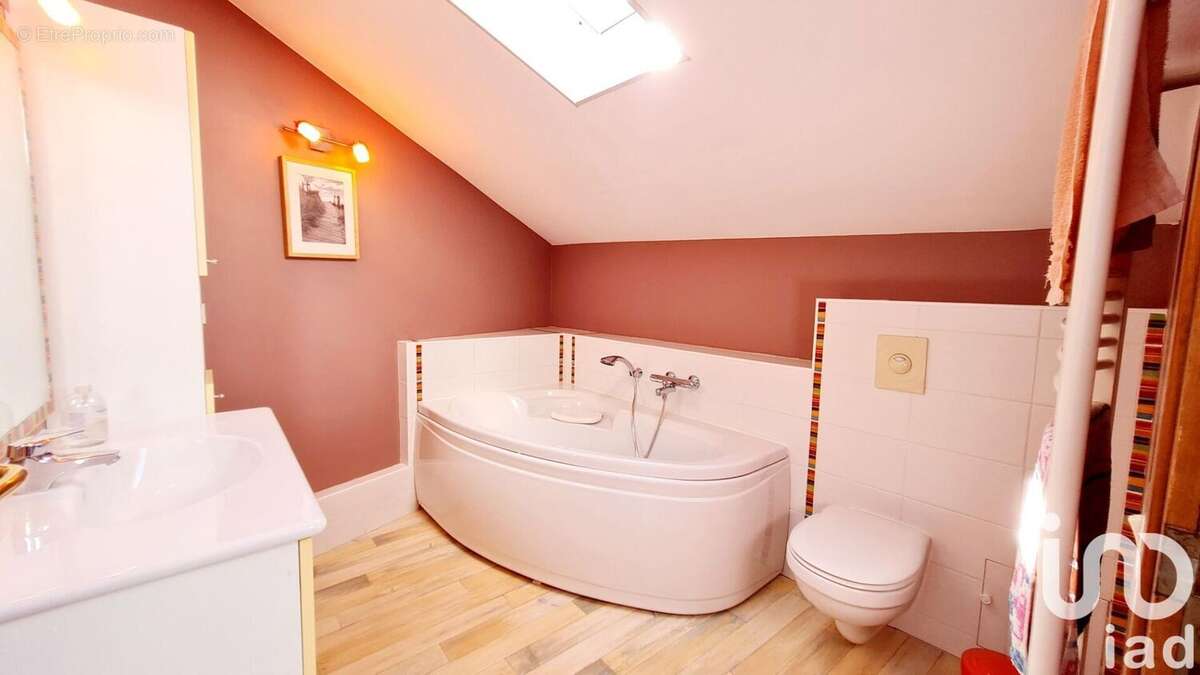 Photo 7 - Maison à SAINT-ETIENNE