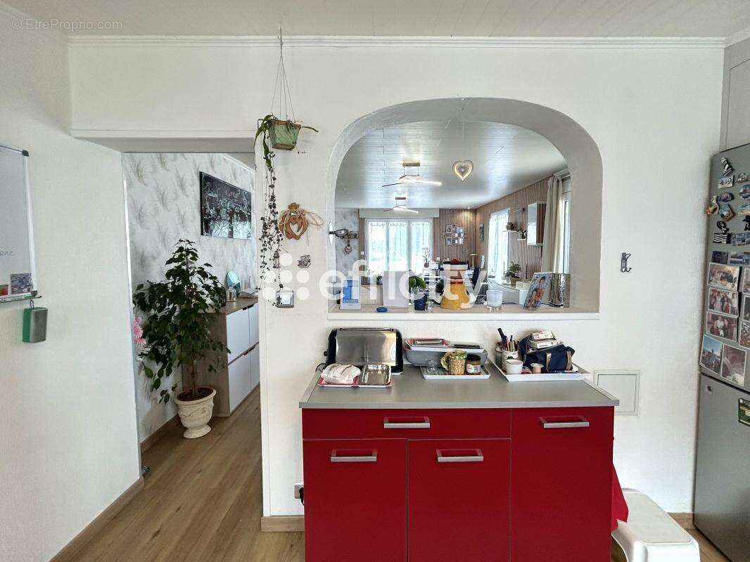 Maison à BEAUVOIR-SUR-MER