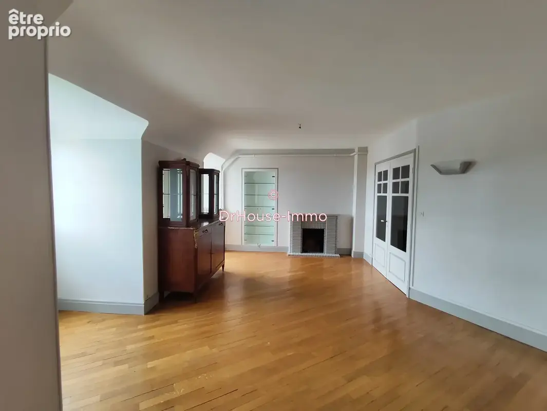 Appartement 100 m² à Orleans  - photo 2