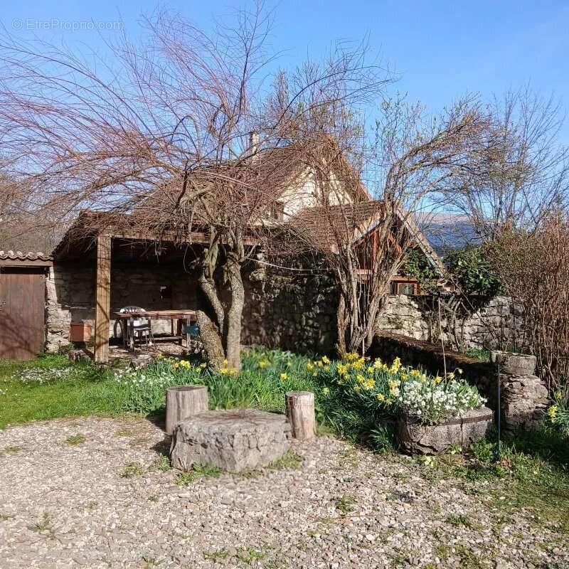 Maison à SAINT-PAUL-LES-MONESTIER