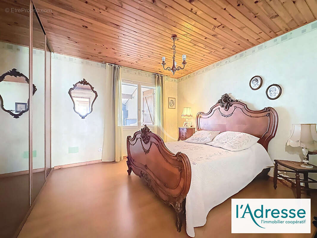 Maison à BRUGUIERES