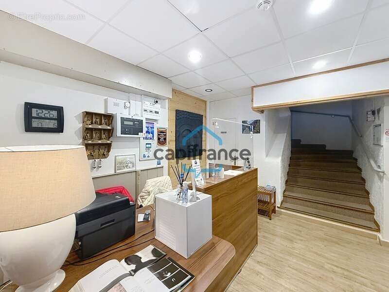 Commerce à VILLARS-COLMARS