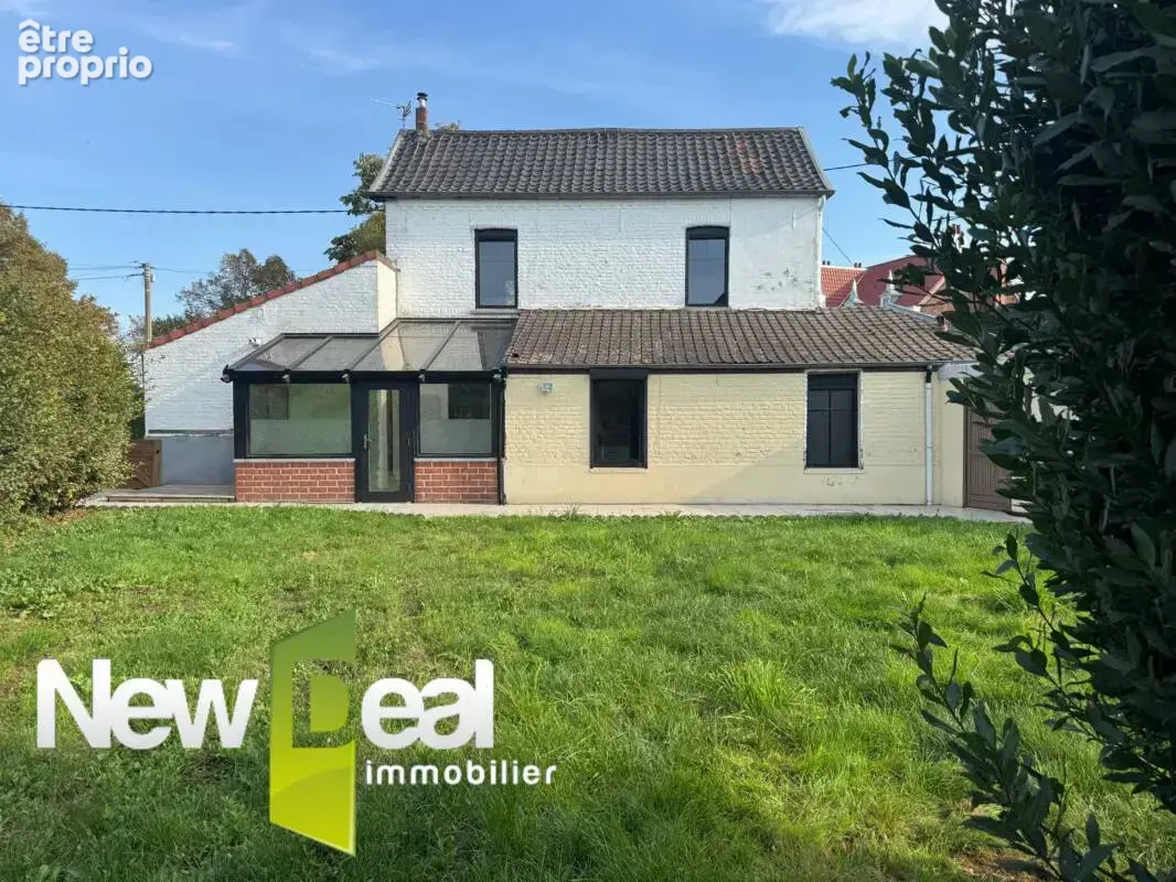 Photo Maison à Landas au prix de 249 000€