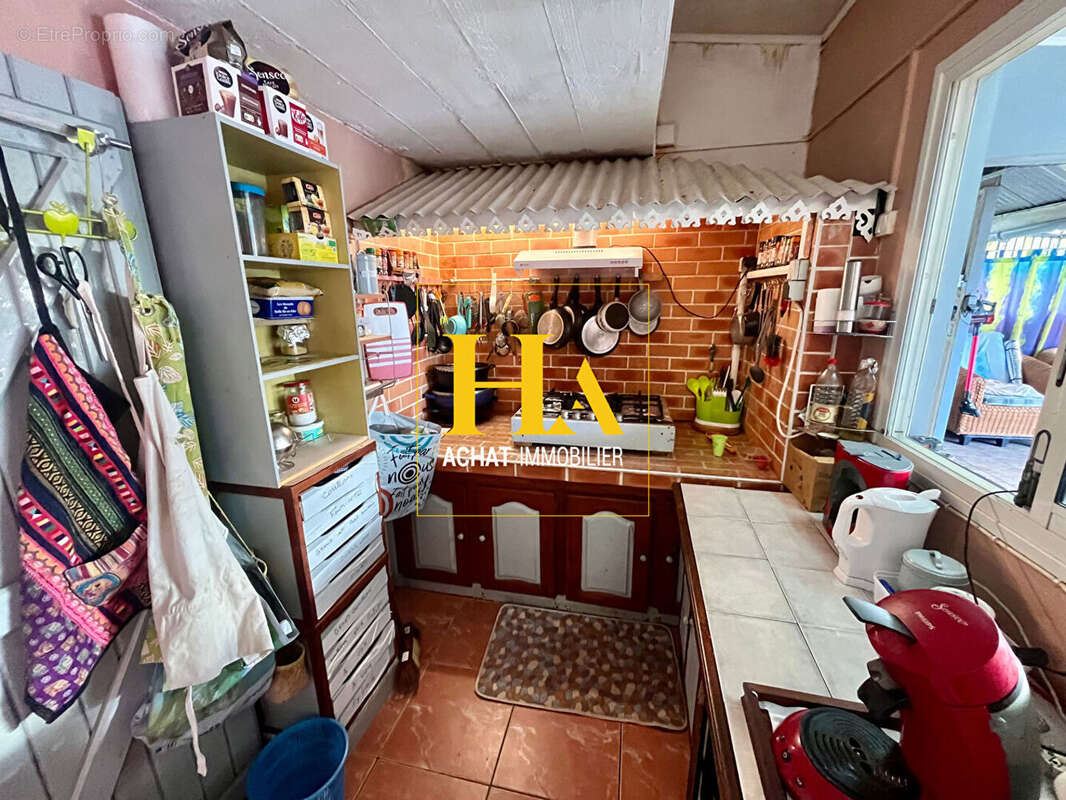 Ensemble  immobilier  de 3 logements - TAN ROUGE - photo 9