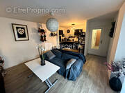 Appartement à CHANTELOUP-LES-VIGNES